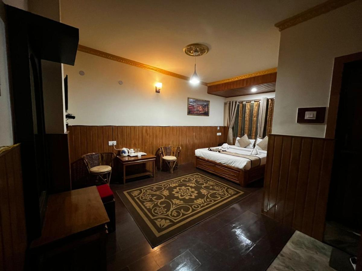 Goroomgo Kasturi Palace Darjeeling Дарджилинг Экстерьер фото